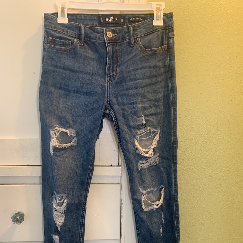 Hollister Mid Rise Super Skinny Jeans